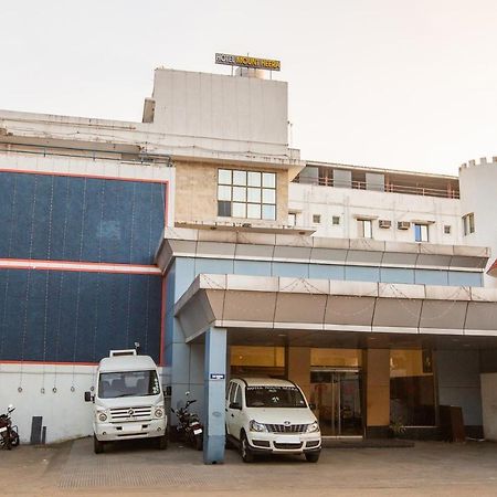 Capital O 69831 Hotel Mount Heera Chennai Ngoại thất bức ảnh