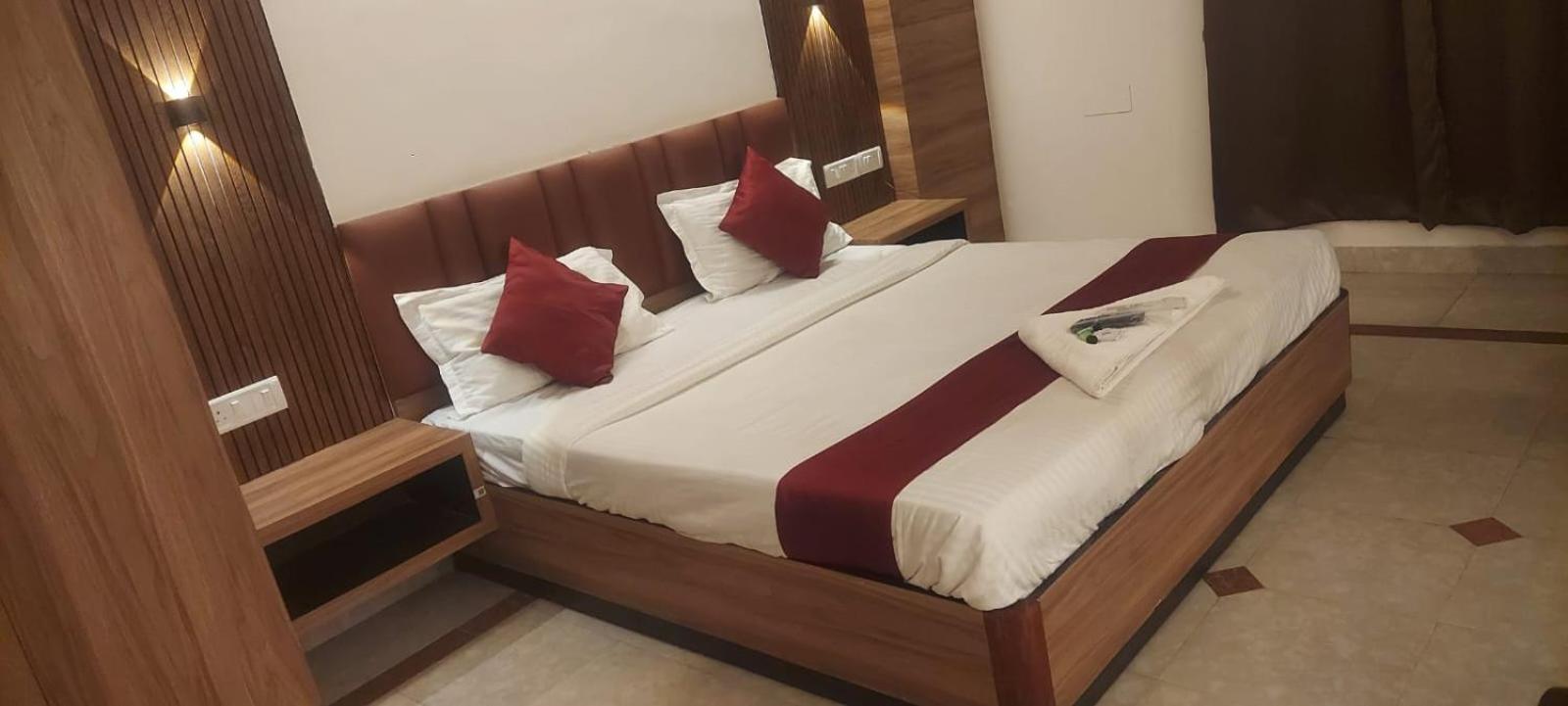 Capital O 69831 Hotel Mount Heera Chennai Ngoại thất bức ảnh